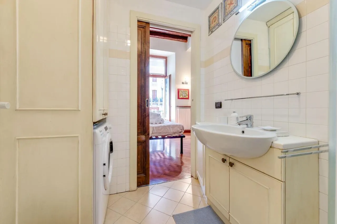 Easylife - Classic Flat In Corso Como ميلان 0*,  إيطاليا